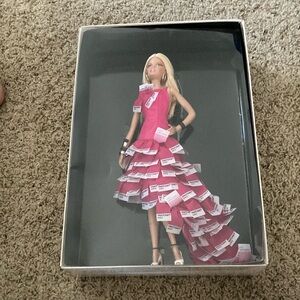 New Barbie pink in Pantone gold label very limited number edition